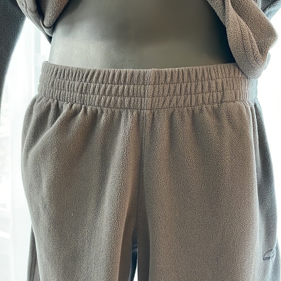 Champion Sweatsuit - Picture 6 of 13